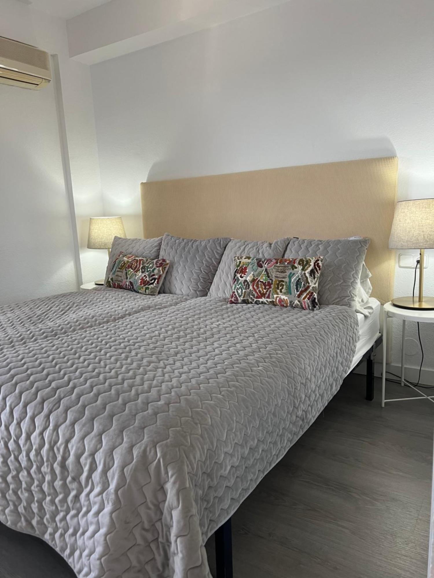 Appartamento Torres De Aloha 2 Bdr Puerto Banus Marbella Esterno foto