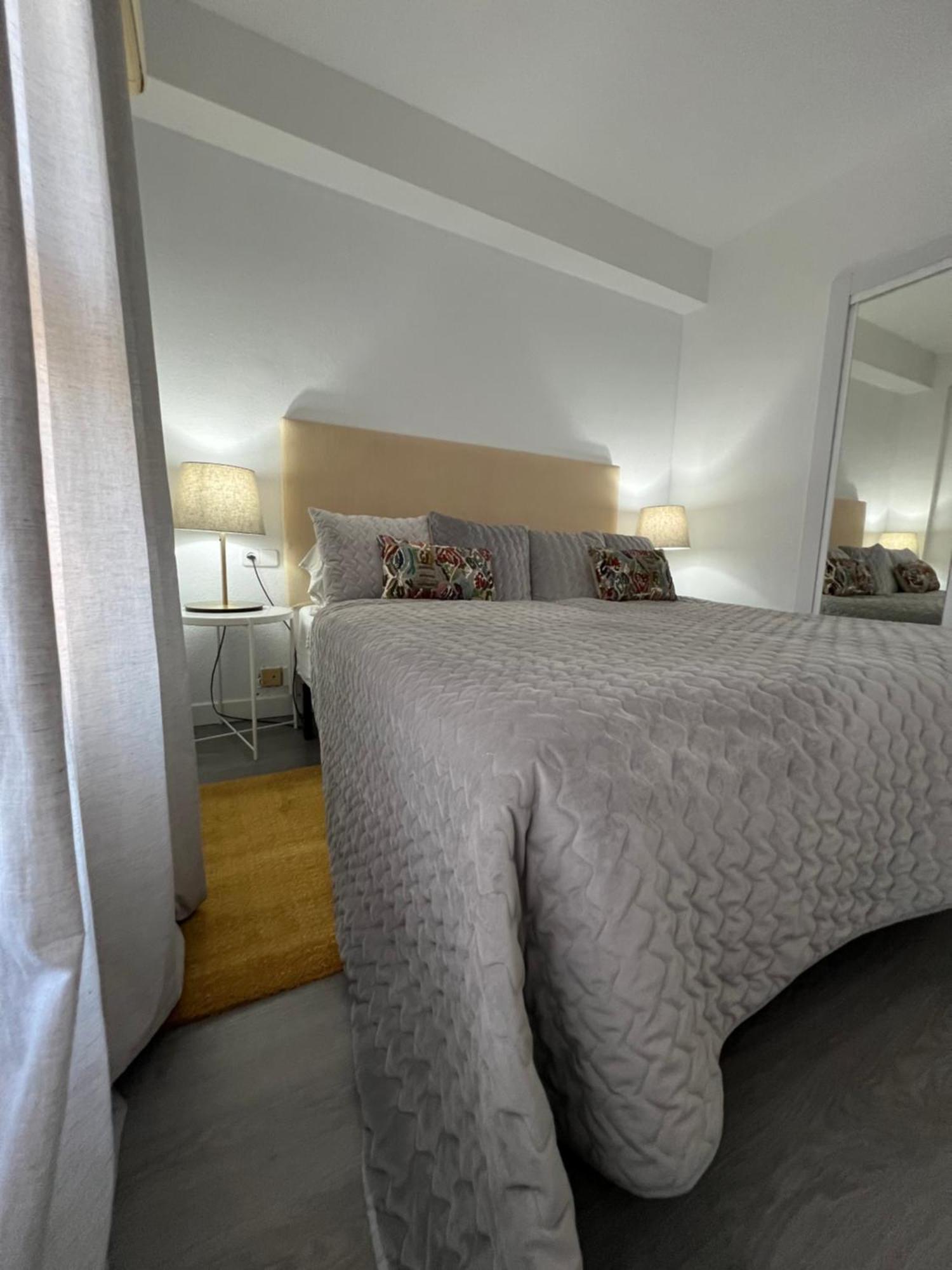Appartamento Torres De Aloha 2 Bdr Puerto Banus Marbella Esterno foto