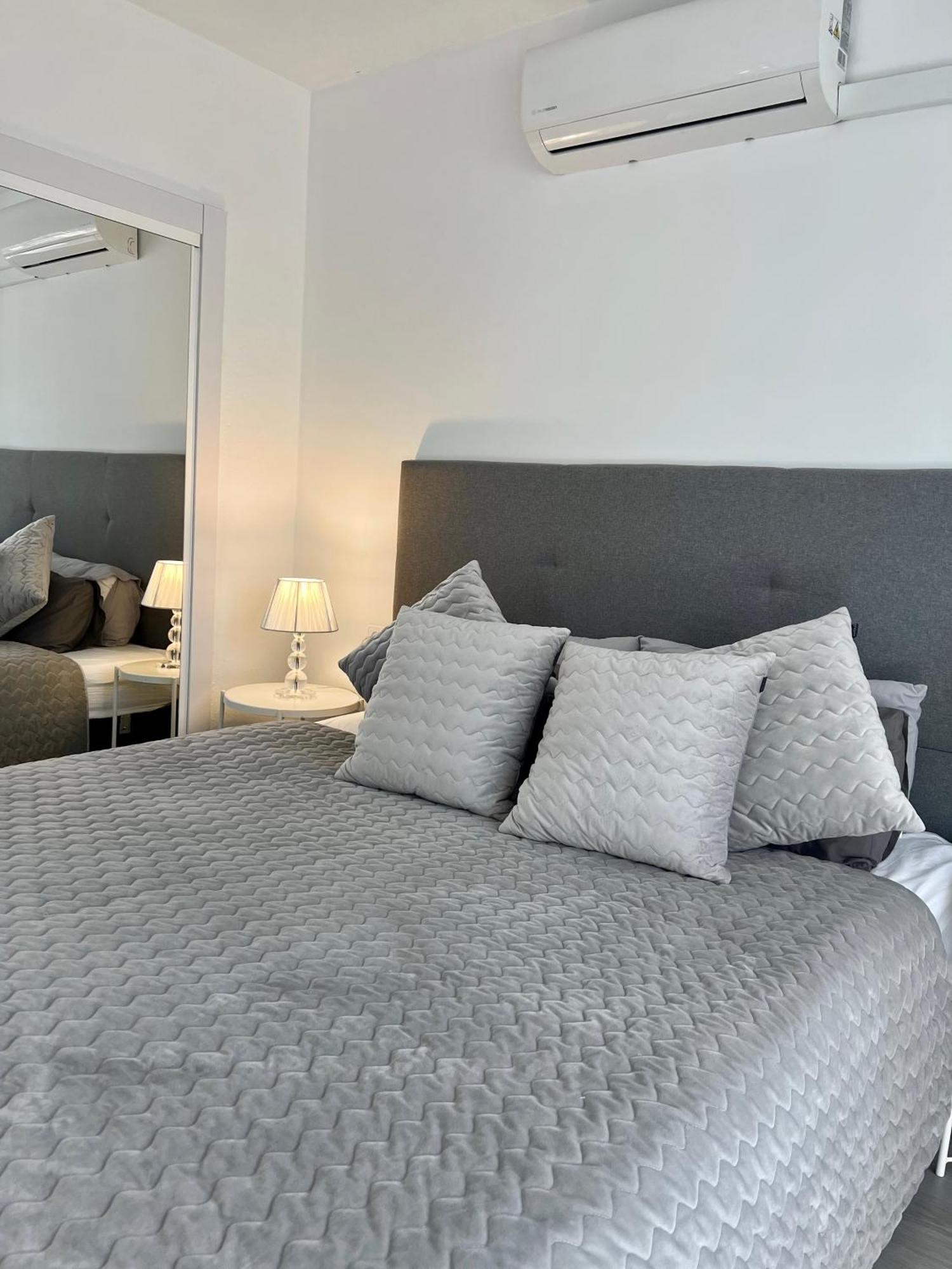 Appartamento Torres De Aloha 2 Bdr Puerto Banus Marbella Esterno foto